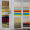 Papel premium com acabamento perolado e efeito de brilho luminoso, perfeito para criar embalagens de presente sofisticadas e apresenta&ccedil;&otilde;es de marca elevadas